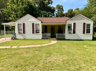 1107 E North St, Kilgore, TX 75662