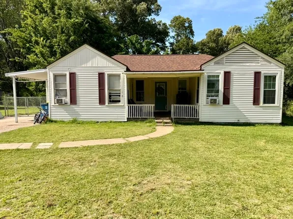1107 E North St, Kilgore, TX 75662