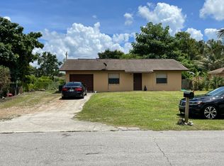 1748 49th St SW, Naples, FL 34116