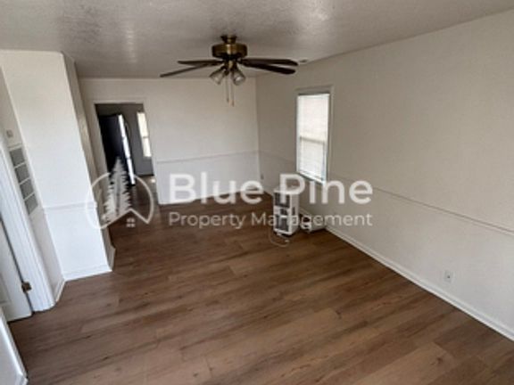 2nd image of 439 E Wyeth St