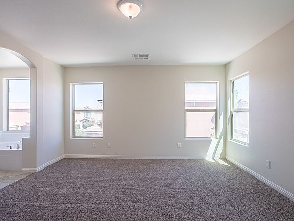 4th image of 6840 Majestic Palm Dr