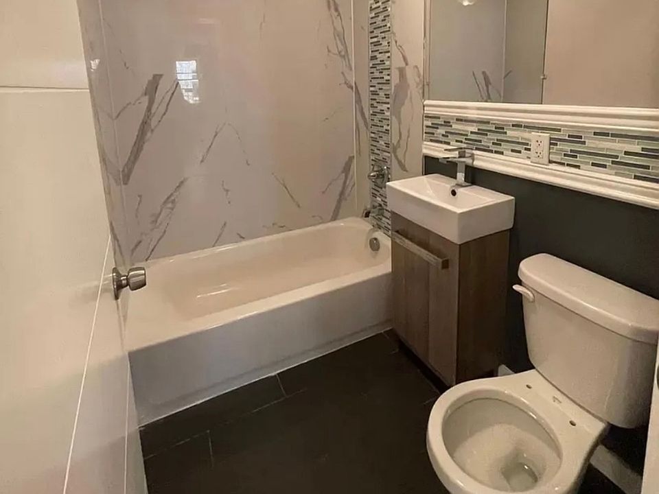 2nd image of 863 18th Ave #101