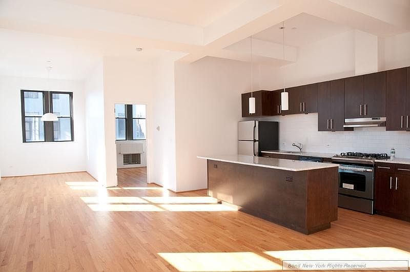 2nd image of 805 Driggs Ave APT 3C