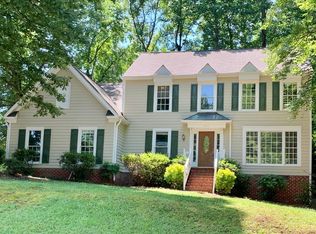 106 Kirkfield Dr, Cary, NC 27518