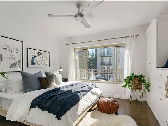 5th image of 141 S Clark Dr APT 402