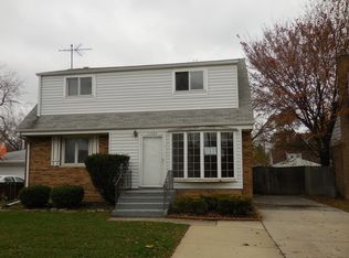 17524 Burnham Ave, Lansing, IL 60438