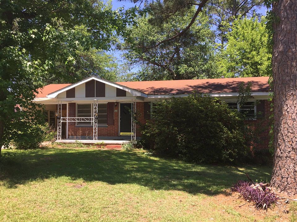 2nd image of 4004 Lindwood Dr
