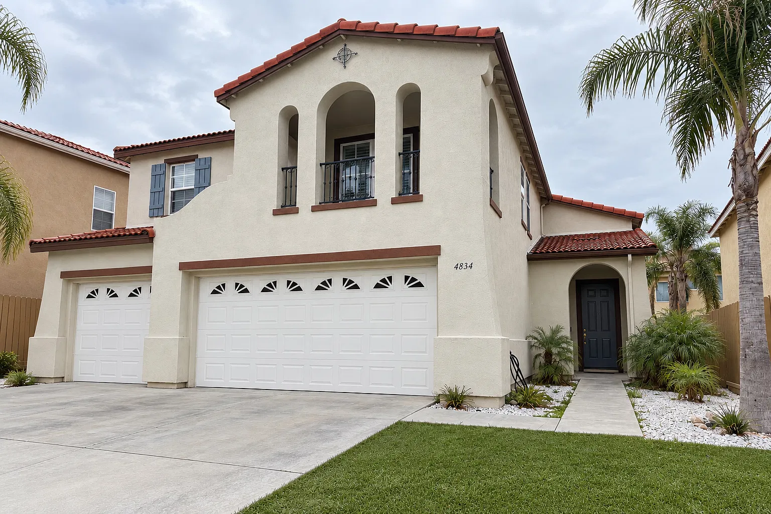 5 bed, 2730 sqft, $5,500 — Photo 1