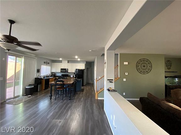 5th image of 739 Warwick Castle Dr