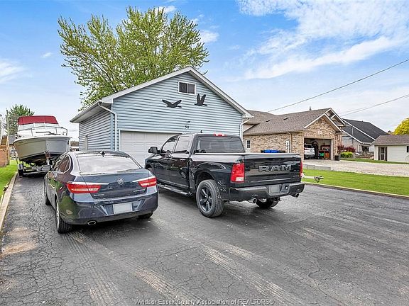 3rd image of 38 Senator St