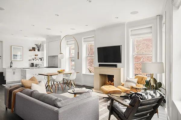 Sold by Compass | media 16