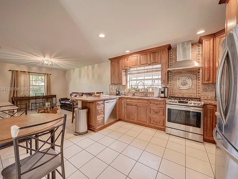 18128 SW 151st Ave — Photo 4