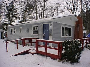 1st image of 1012 S 9th St