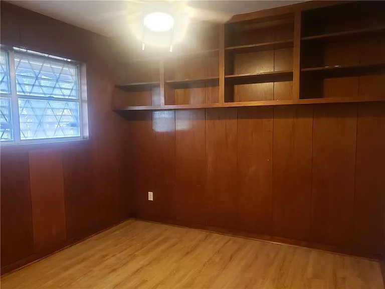 614 Bel Air Dr — Photo 11