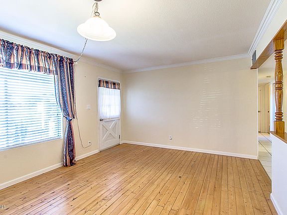4th image of 1746 W Carmel Ave