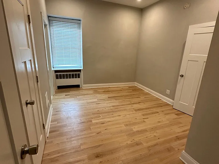 513 S 42nd St #3F — Photo 6