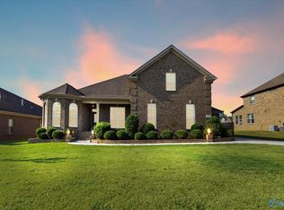 124 Stonecroft Dr, Madison, AL 35757