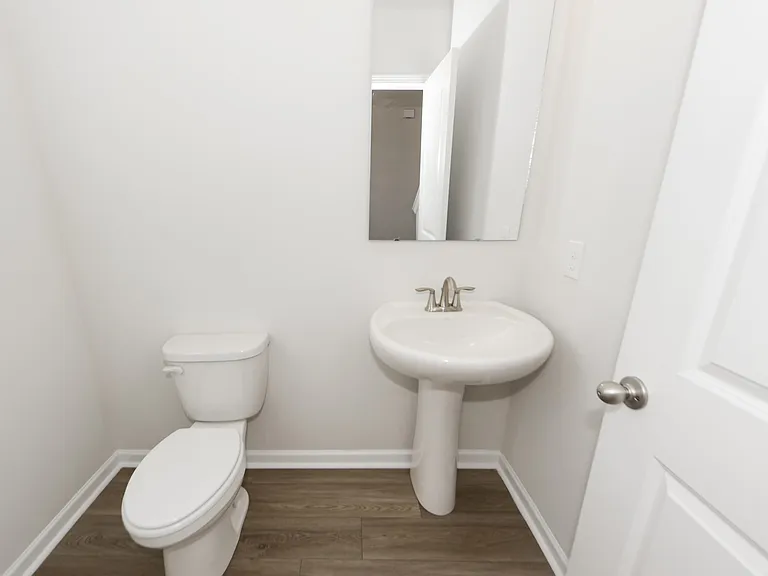 429 Eva St — Photo 25