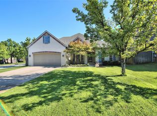 9712 E 99th St, Tulsa, OK 74133