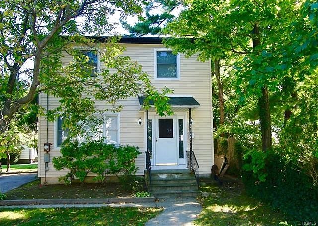 Welcome to 24 Soundview in New Rochelle