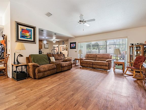 4th image of 1238 Cordoba Ct