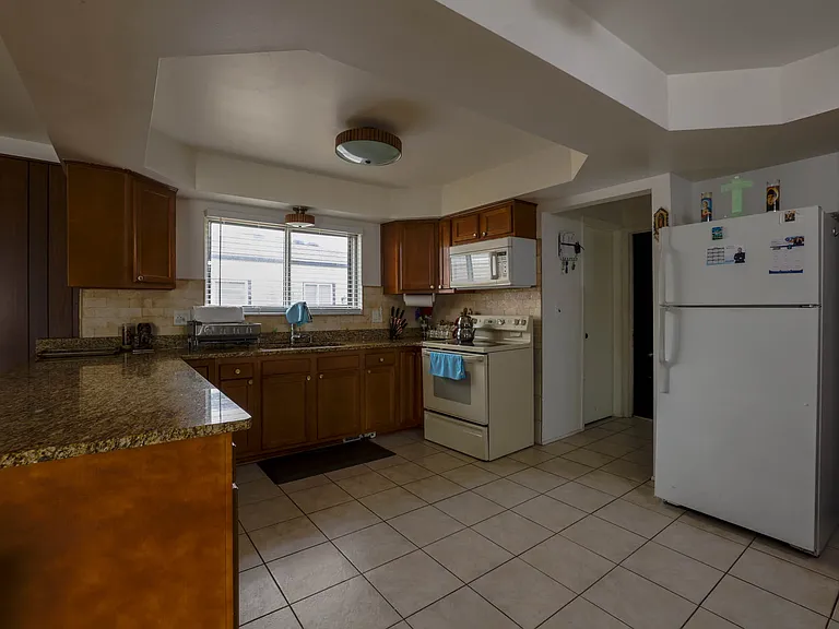 36389 Almont Ct — Photo 15