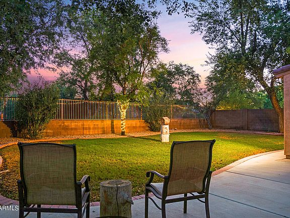 4th image of 2740 S PLEASANT Place