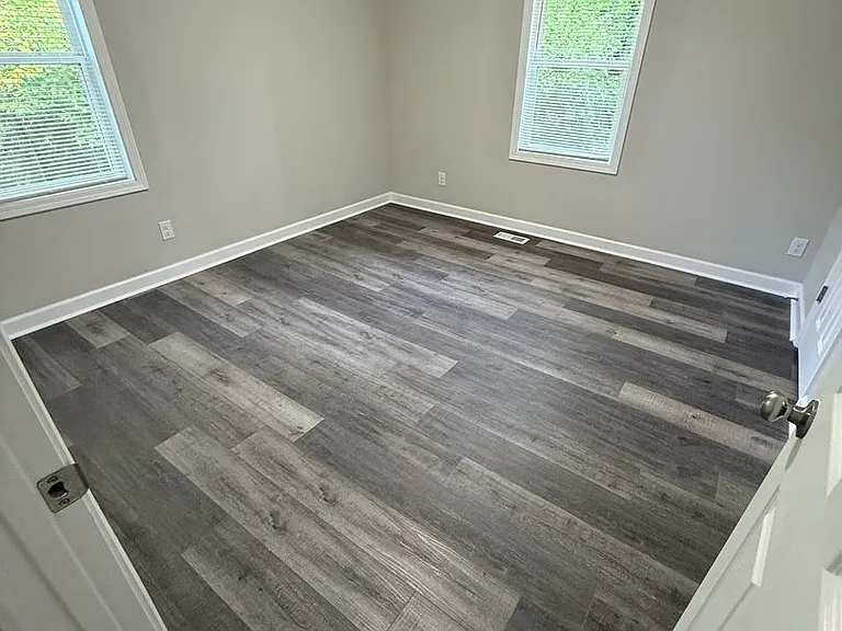 116 Bennett Ct — Photo 6