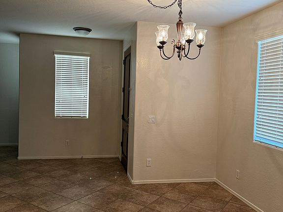 5th image of 4264 E Carla Vista Dr