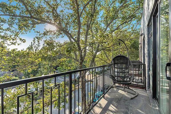 Rented by Compass | media 3