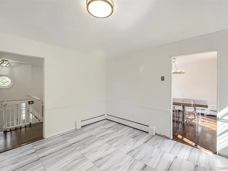 31 Gleason Dr — Photo 10