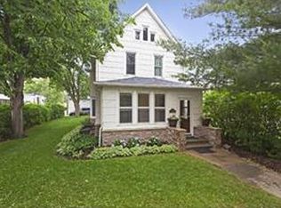 10 12th Ave N, Hopkins, MN 55343