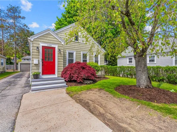 158 Gentian Ave, Providence, RI 02908