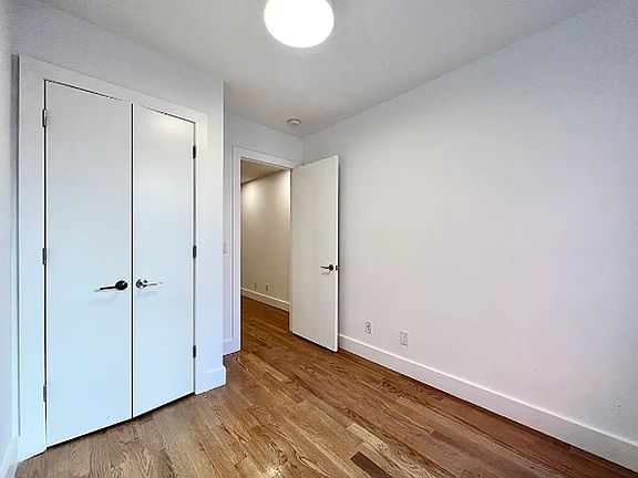 5th image of 435 Dekalb Ave APT 2R