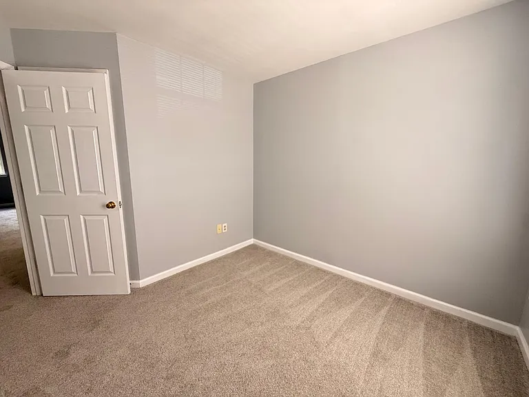 100 Colts Neck Dr — Photo 18