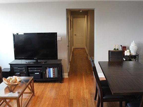 5th image of 3950 N Lake Shore Dr APT 1010