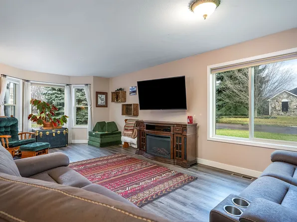 112 Obrien Ter #A, Bigfork, MT 59911