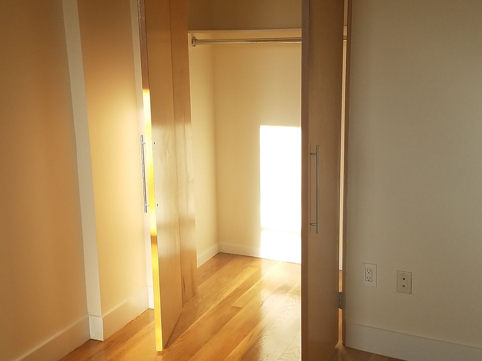 2nd image of 84 Waldo Ave APT 2A