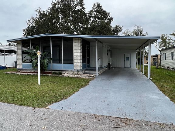 2nd image of 2226 Miramont Cir