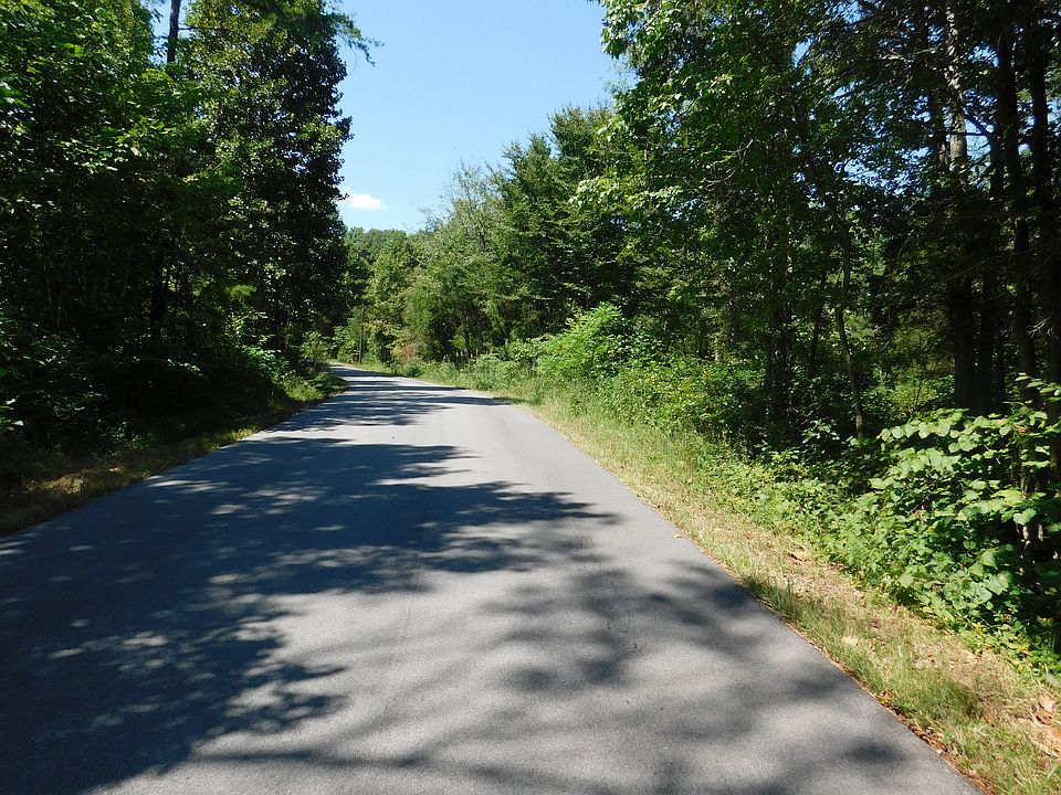 2nd image of Rocky Hill Estates Rd