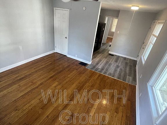 4th image of 615 N Tibbs Ave #I