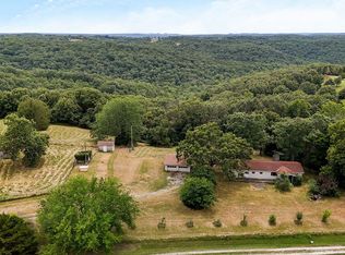 625 Hardin Hills Dr, Galena, MO 65656