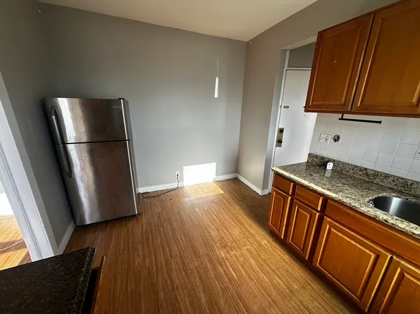 5517 Grant Place image 4 of 6