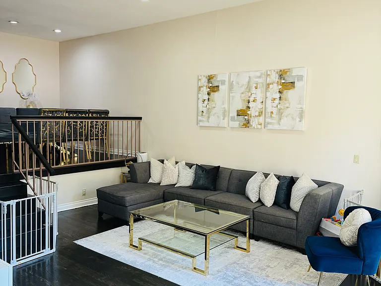 4664 Willis Ave #4 — Photo 1