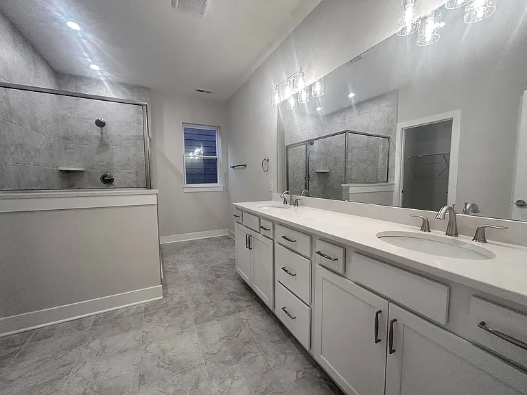 812 Templeton Dr — Photo 9