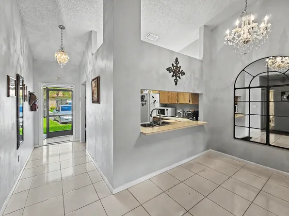 1160 Parkside Green Drive #F, Greenacres, FL 33415