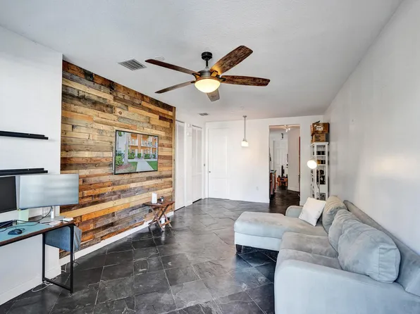 333 SW 13th Terrace #333, Fort Lauderdale, FL 33312