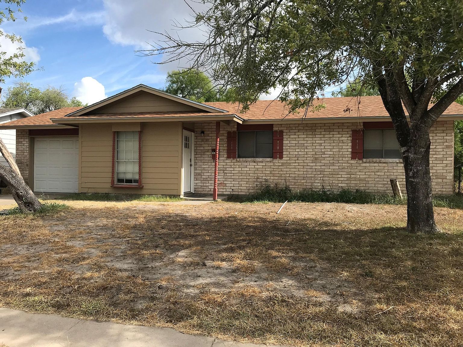 220 Briarwood Dr, Kingsville, TX 78363 Zillow