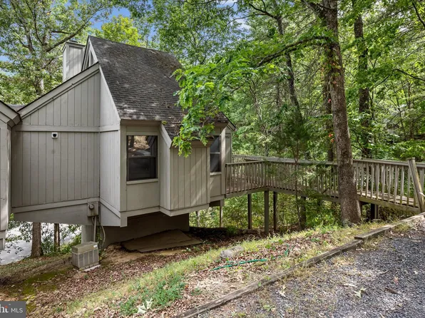 334 Spitz Ln #B-85b, Basye, VA 22810