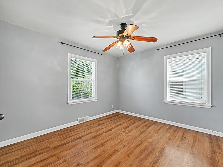 2130 S 47th St — Photo 10